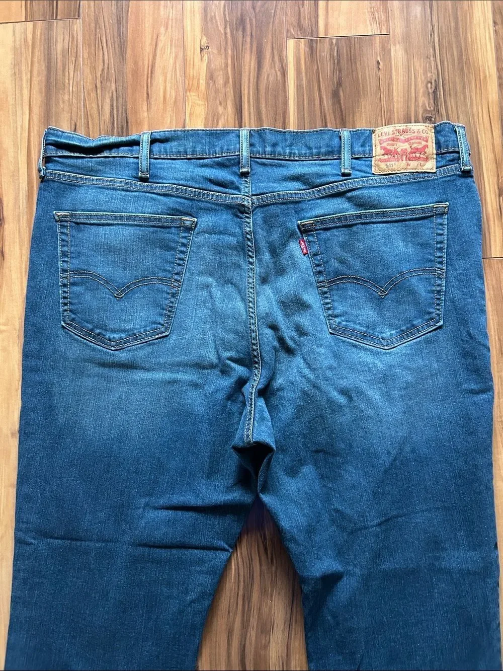 Levi's Men's 541 Athletic Taper Straight Jeans 44 x 30